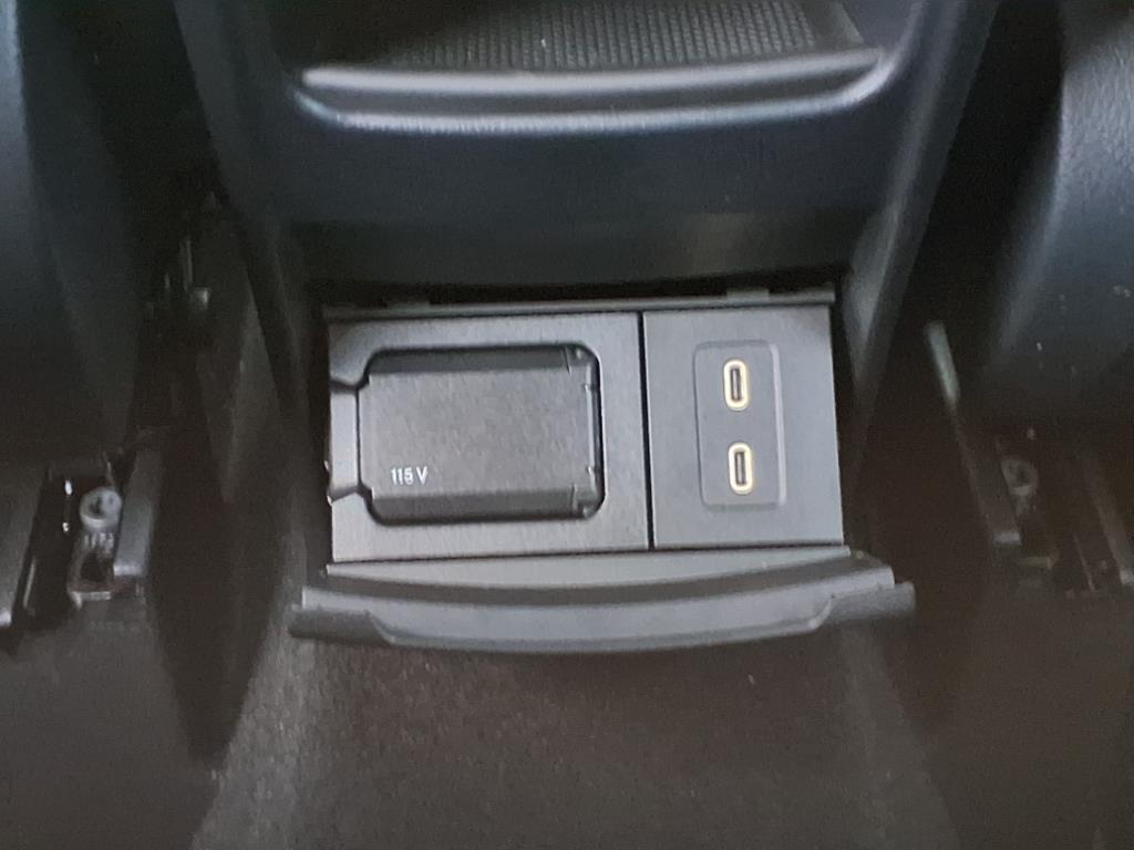 2025 Mercedes Benz GLA 250 photo 21