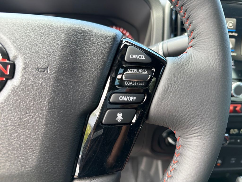 2026 Nissan Frontier PRO-4X photo 27