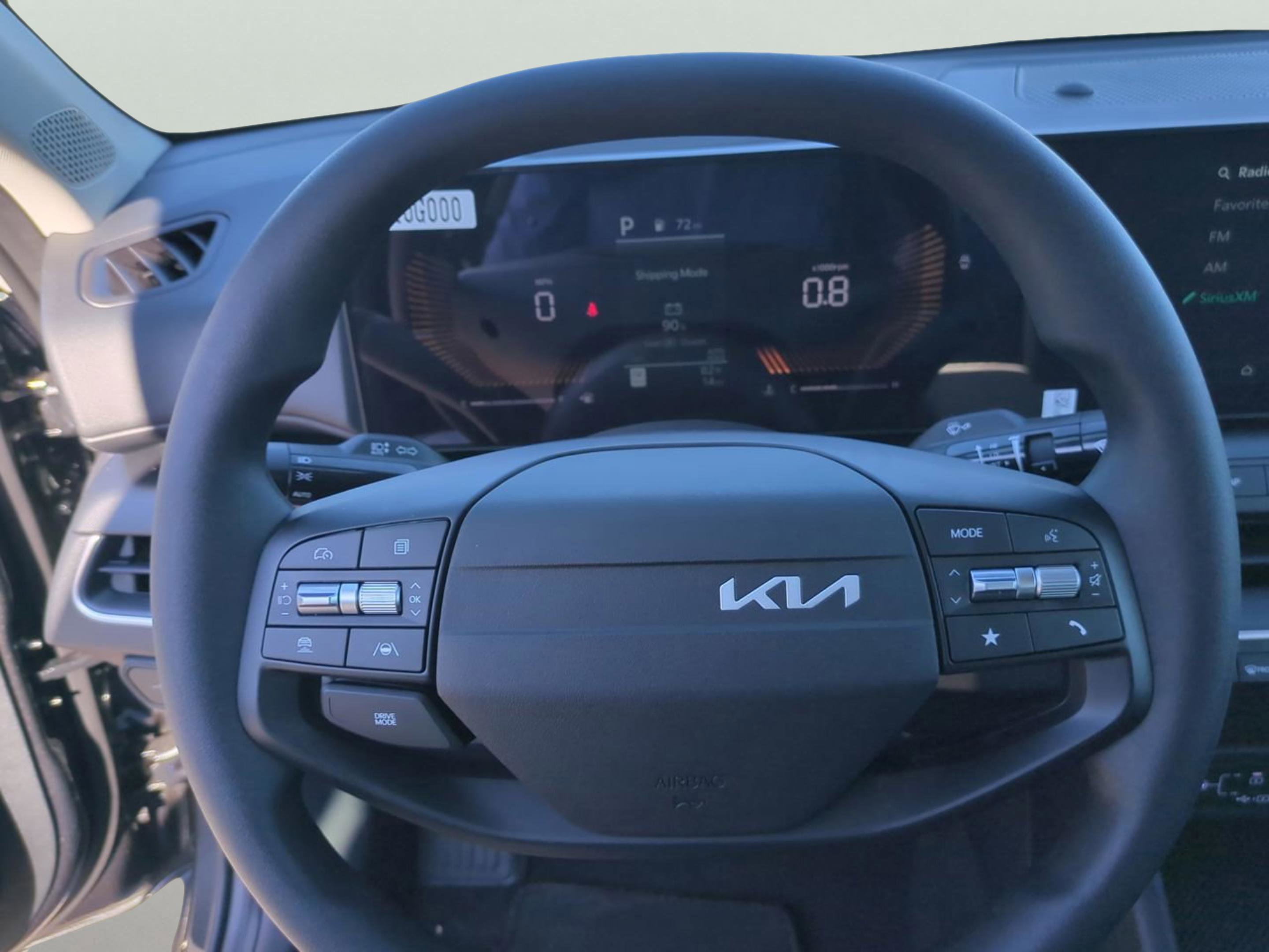 2025 Kia K4 LXS photo 25