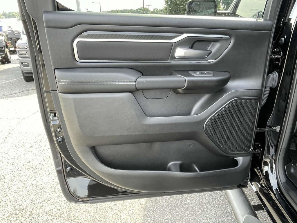 2025 Ram 1500 Big Horn Lone Star photo 18