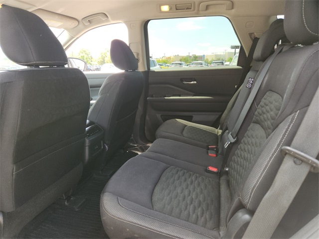 2022 Nissan Pathfinder S photo 12