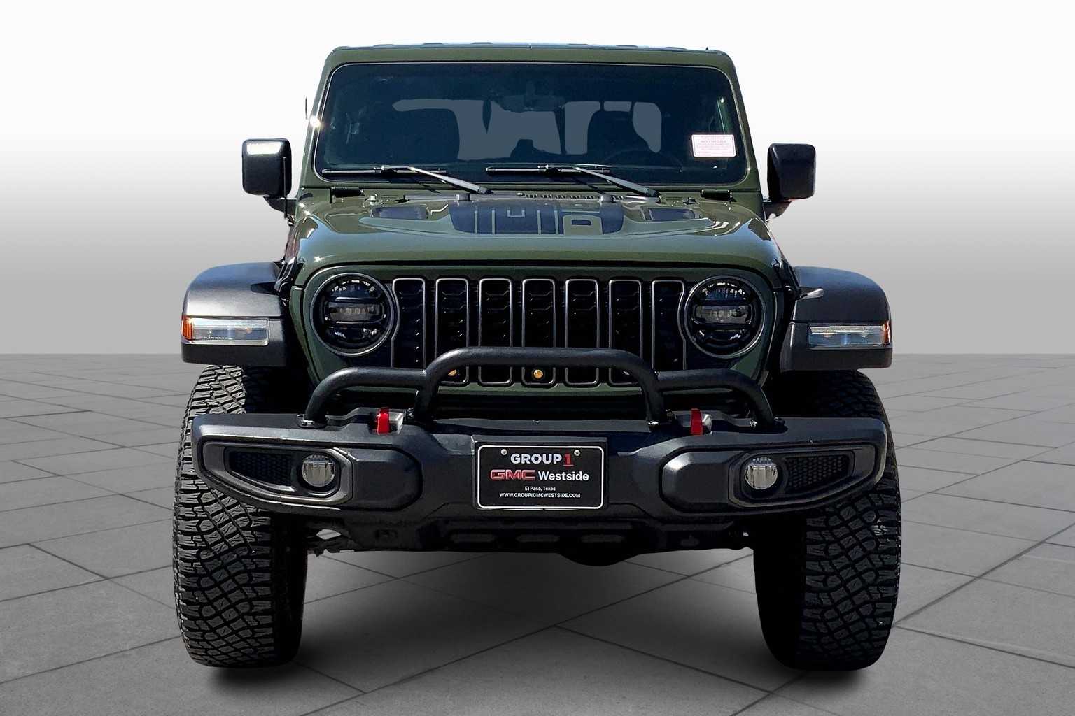 2023 Jeep Gladiator Rubicon photo 3