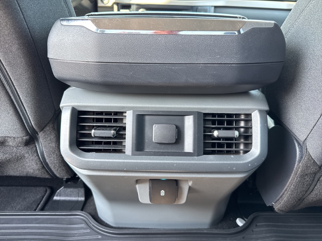 2021 Ford F-150 XLT photo 22