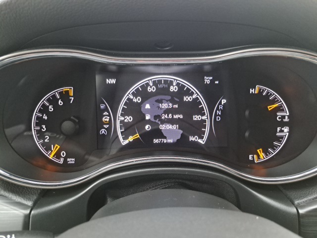 2020 Jeep Grand Cherokee Altitude photo 17