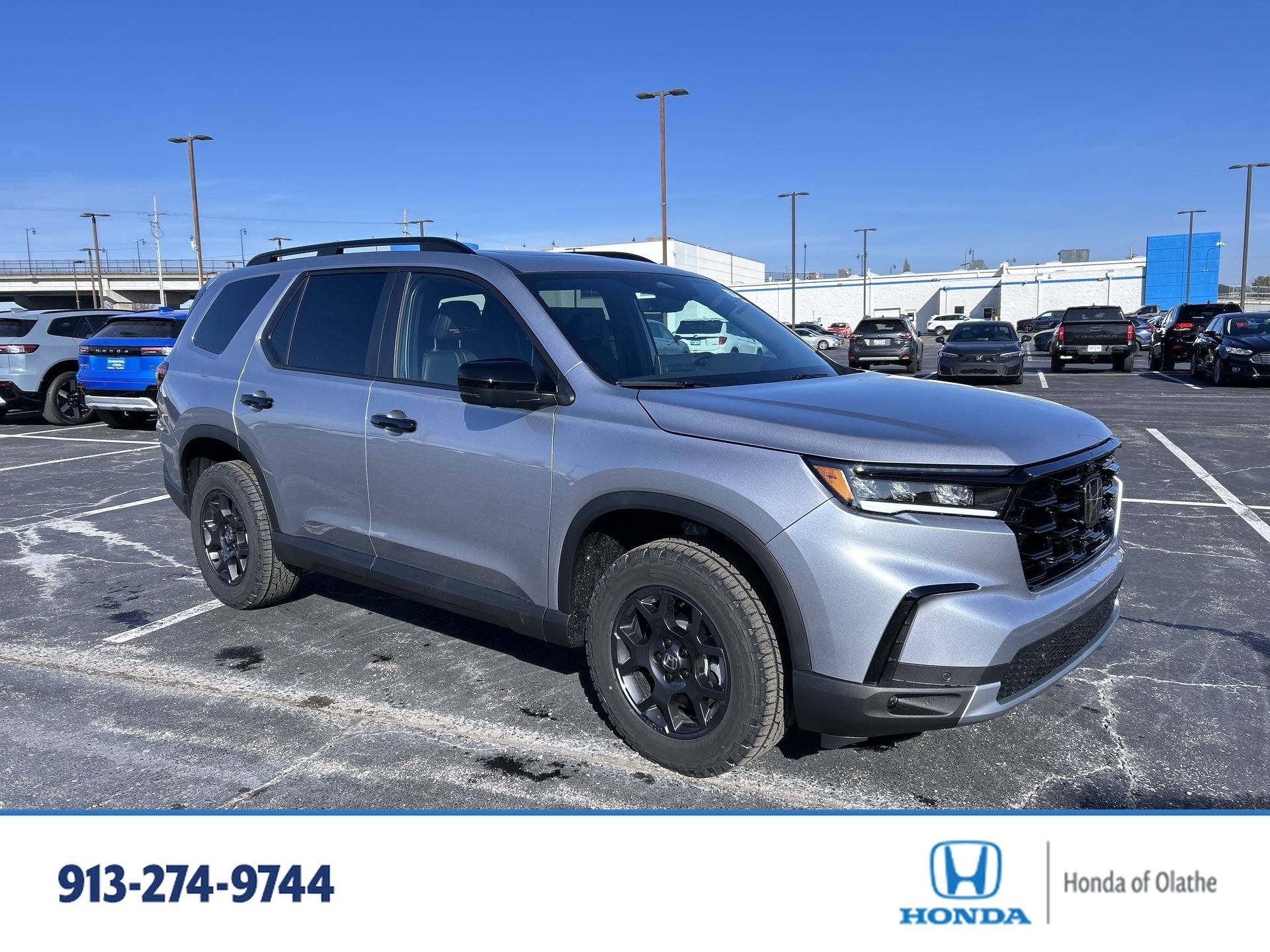 2025 Honda Pilot TrailSport's photo
