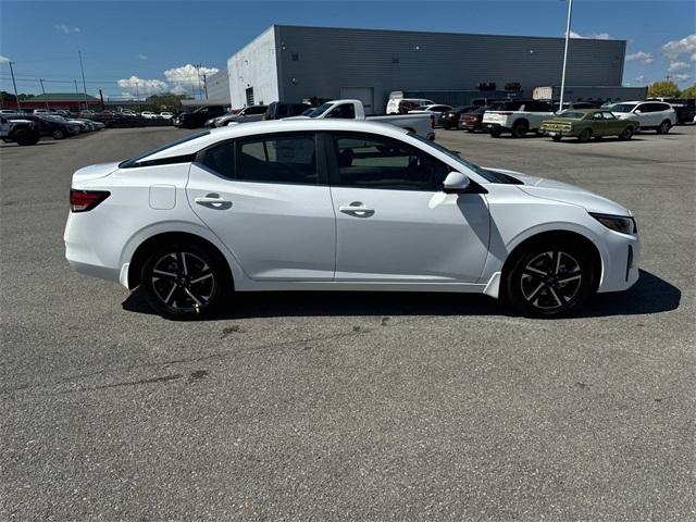 2025 Nissan Sentra SV photo 3