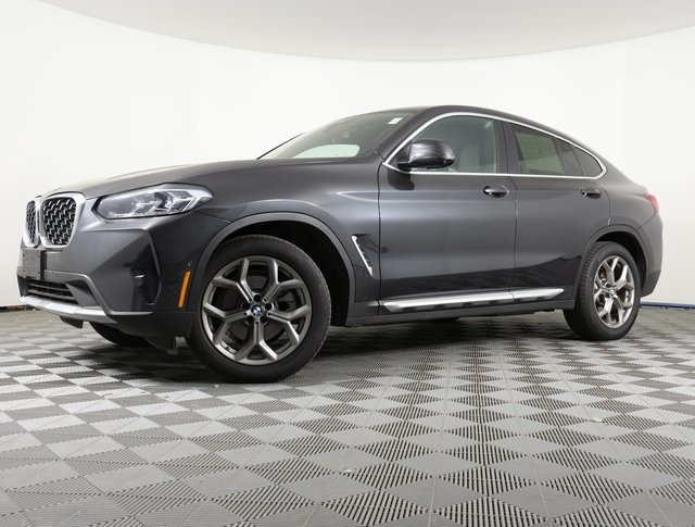 2024 BMW X4 30i's photo