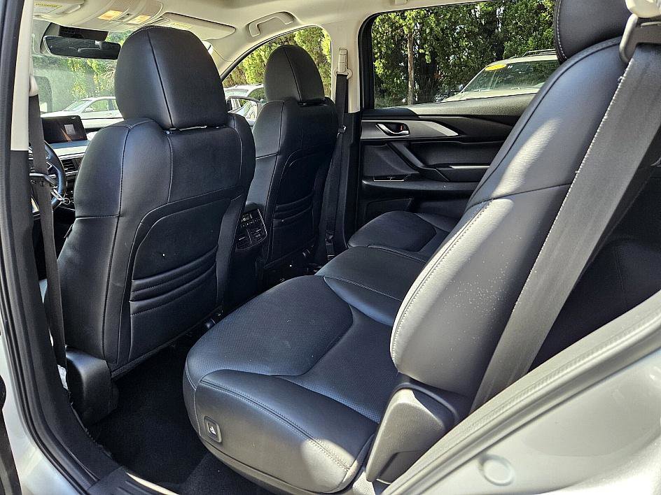 2023 Mazda CX-9 Touring photo 8