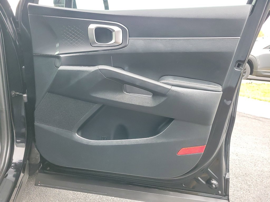 2021 KIA SORENTO - Image 19