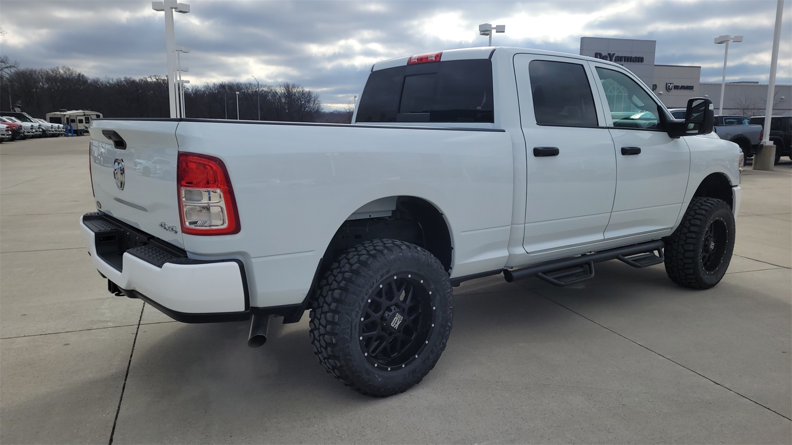 2024 Ram 2500 Tradesman photo 3