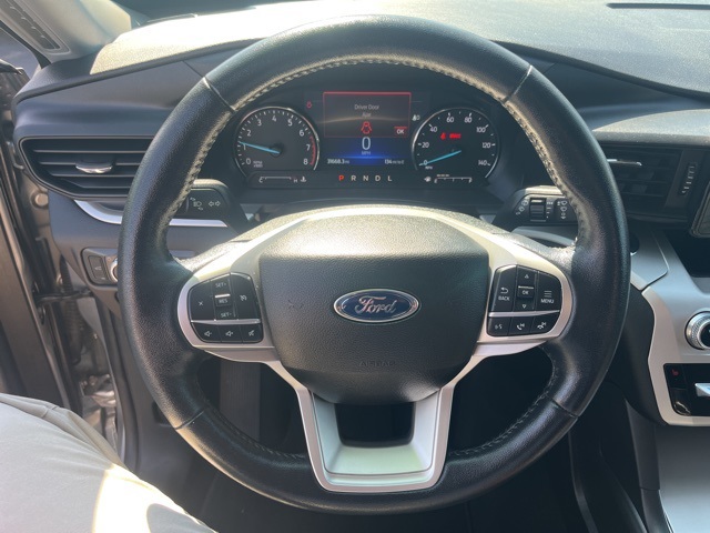 2022 Ford Explorer XLT photo 12