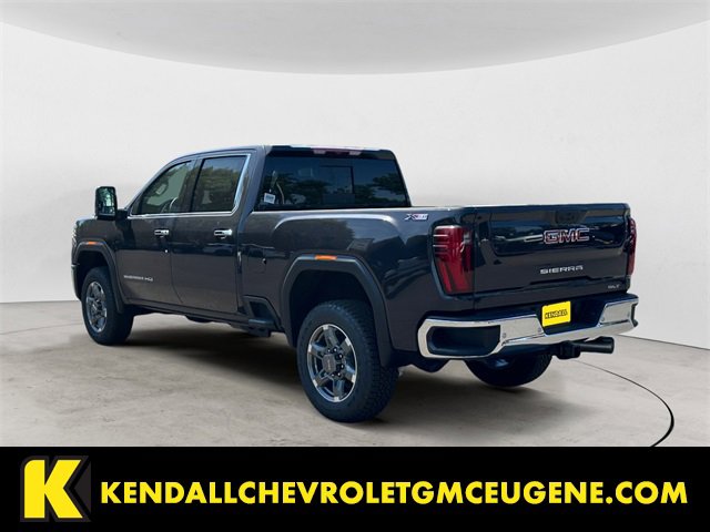 2025 Gmc Sierra 3500 HD SLT photo 3