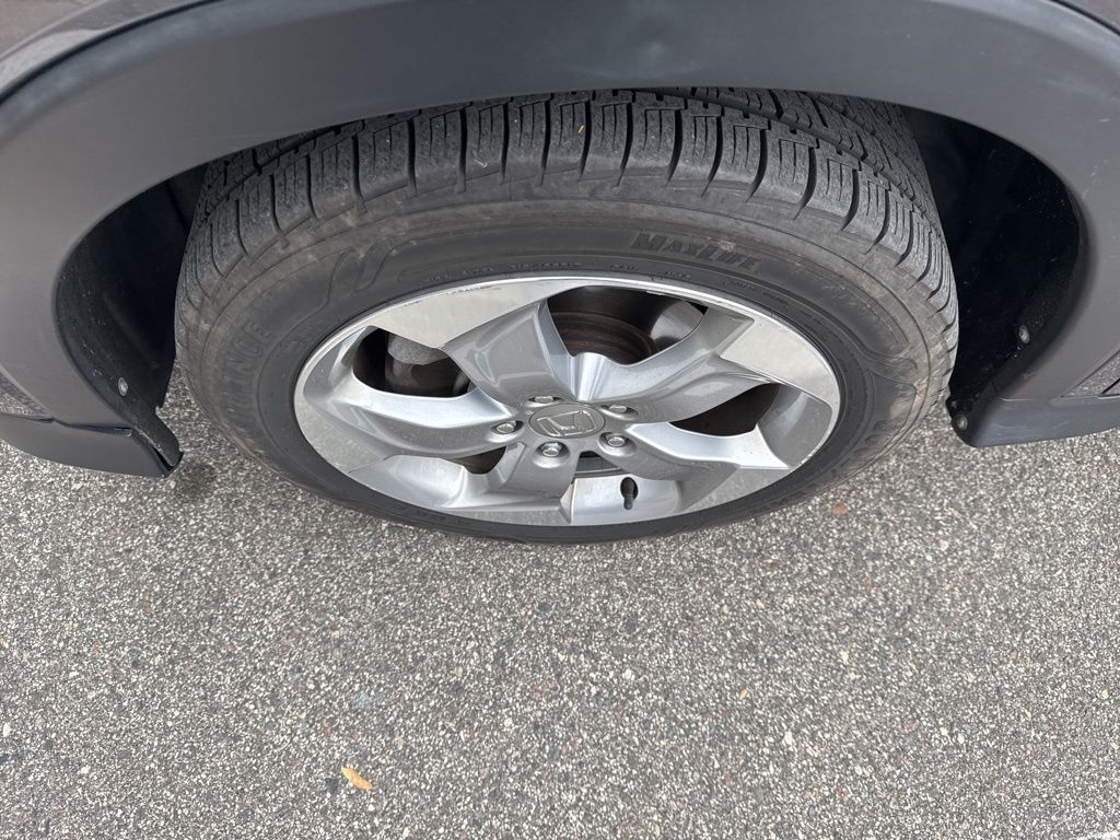 2018 Honda HR-V LX photo 3