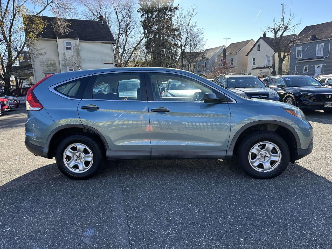 2014 Honda CR-V LX photo 2