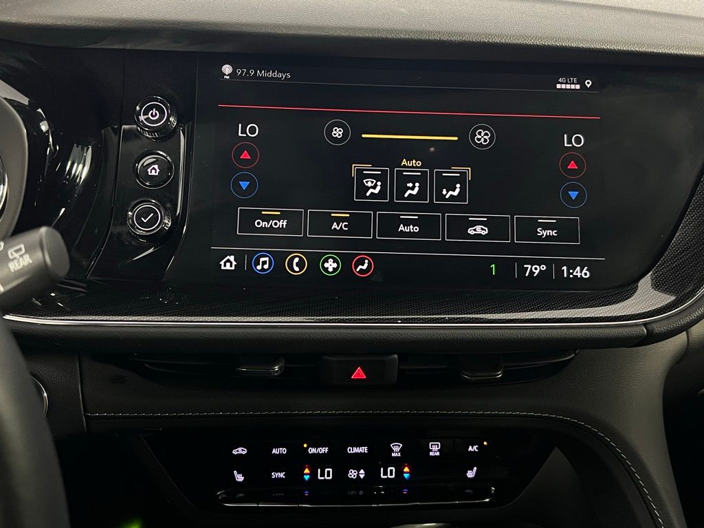 2023 Buick Envision Essence photo 14