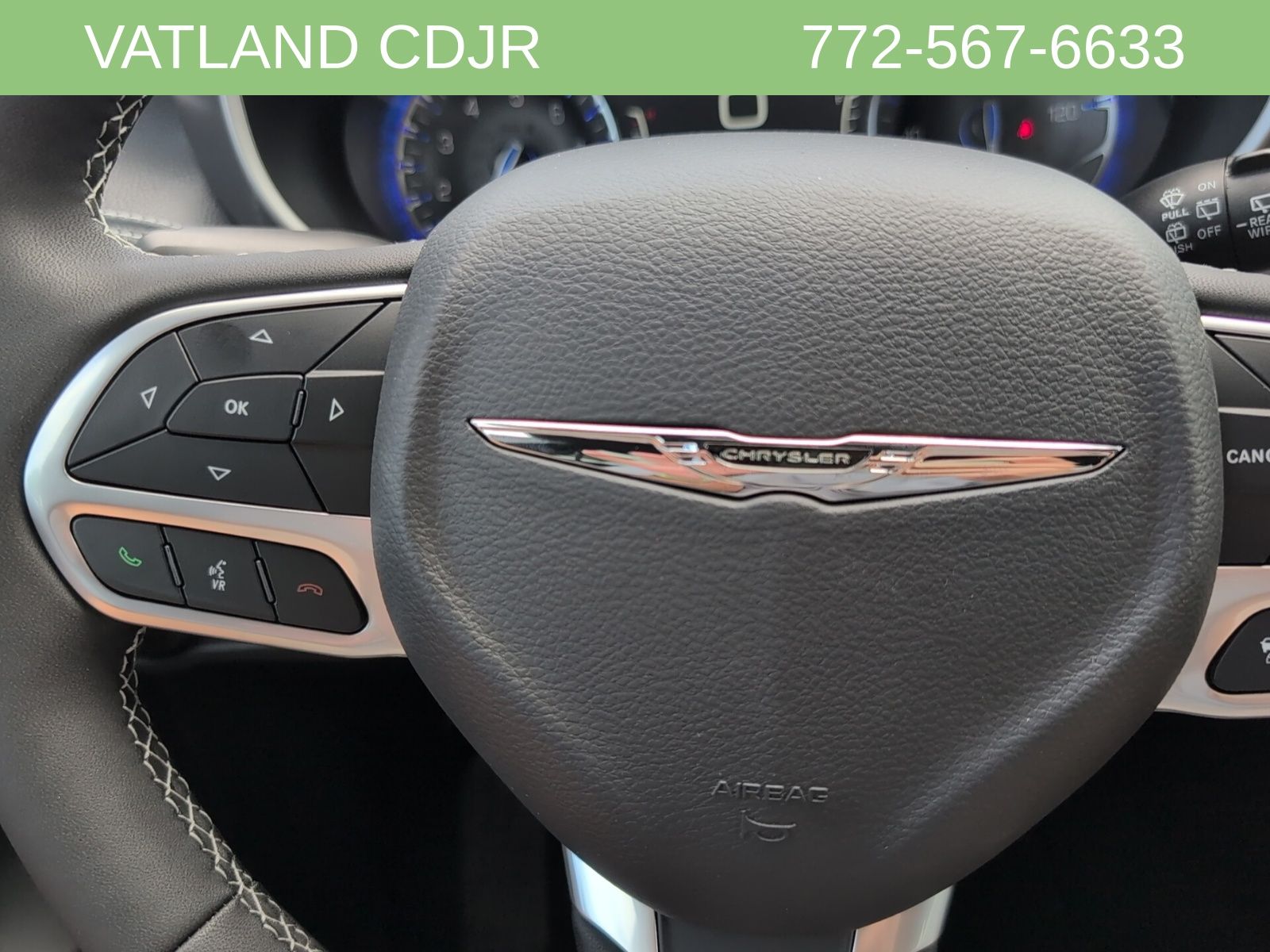 2026 Chrysler Pacifica photo 10