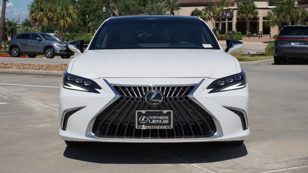 2023 Lexus ES 350 Ultra Luxury photo 2