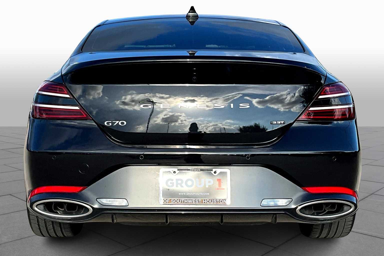 2025 Genesis G70 3.3T Sport Advanced photo 4