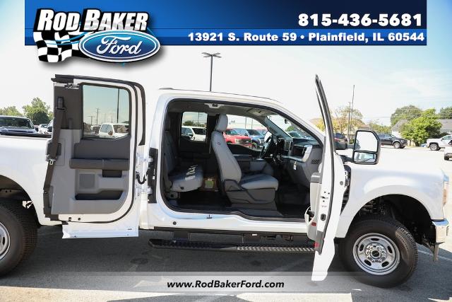 2025 Ford F-250 Super Duty XL - Photo 81