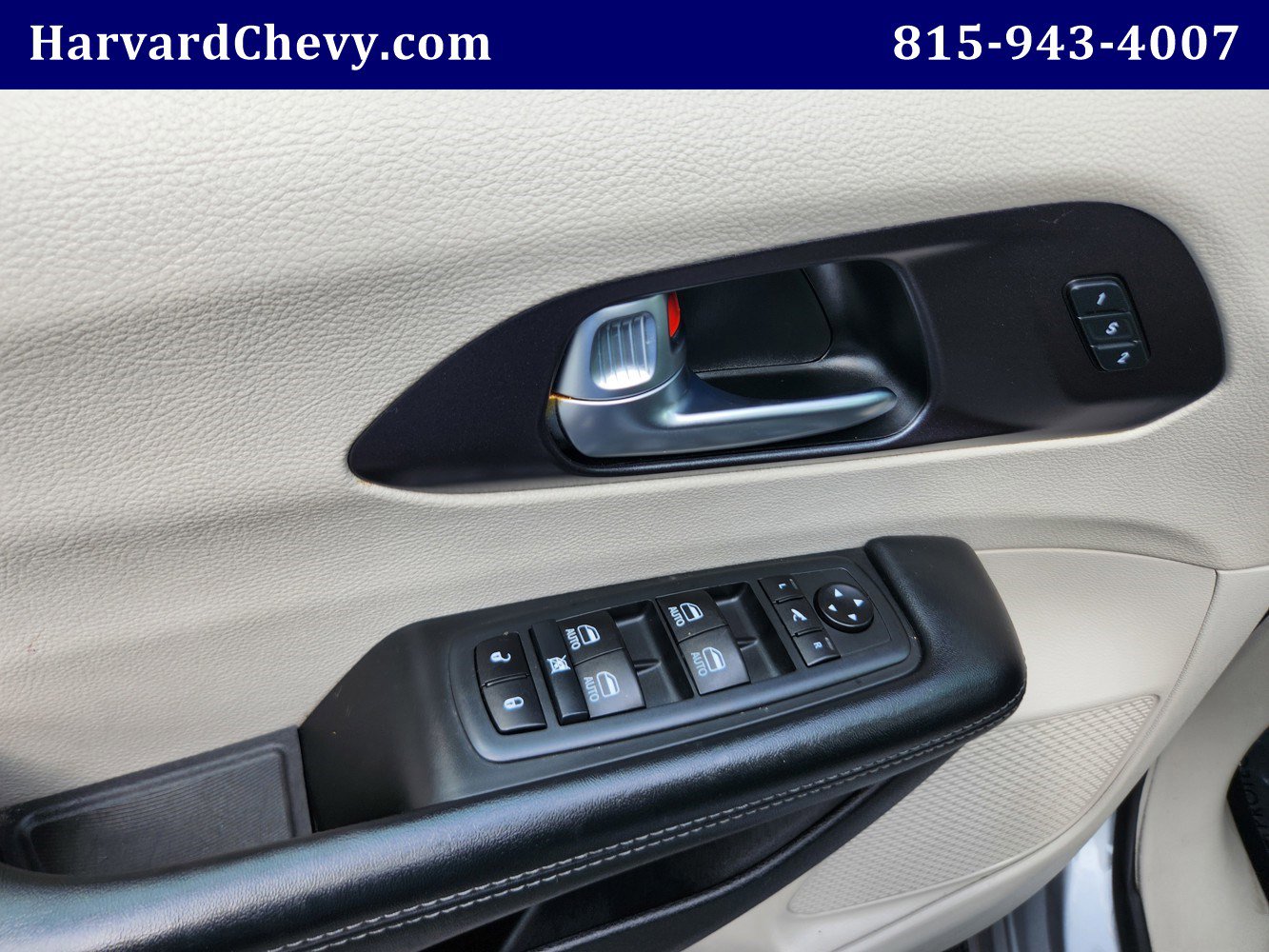2020 Chrysler Pacifica Limited photo 34