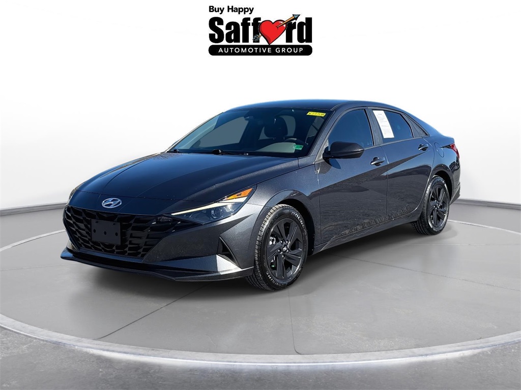 2021 Hyundai Elantra SEL's photo