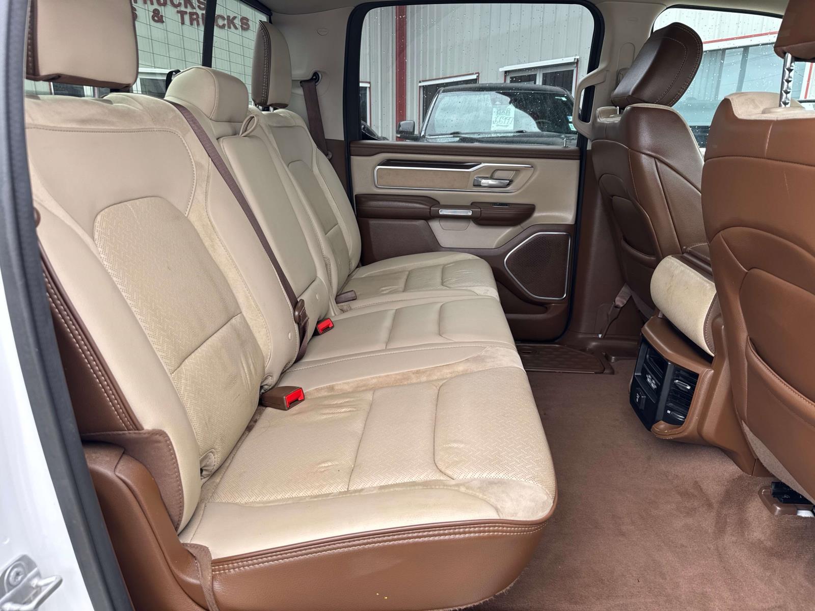 2022 Ram 1500 Laramie photo 7