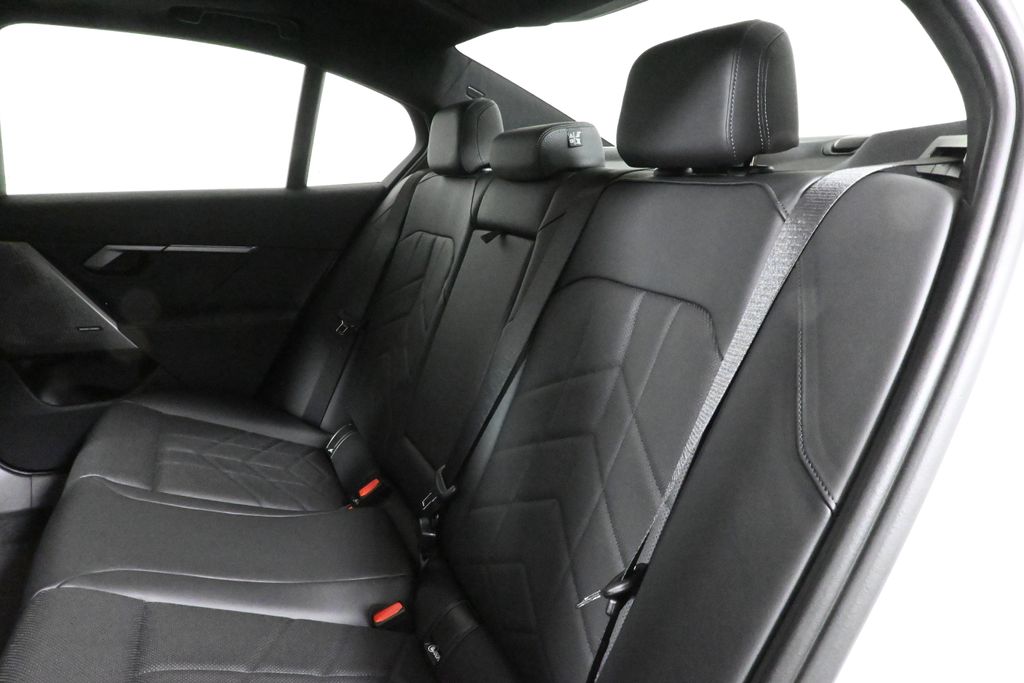 2025 Bmw i5 xDrive40 photo 4