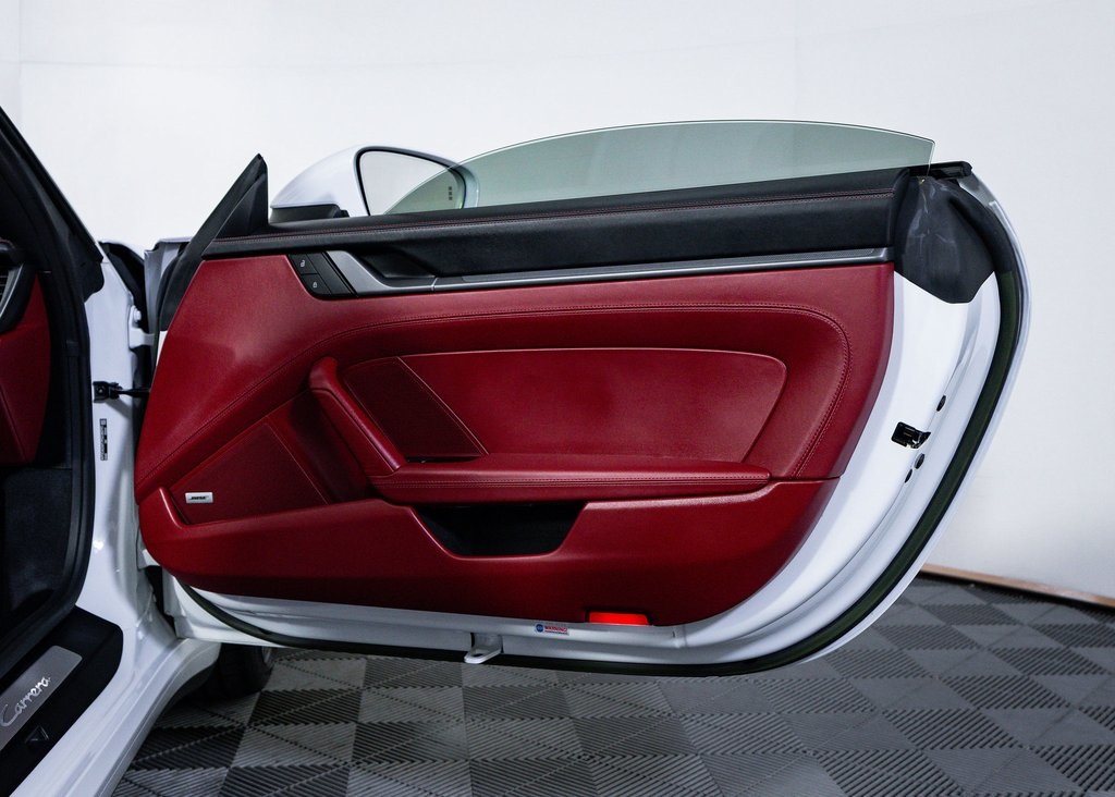 2023 Porsche 911 4 photo 23