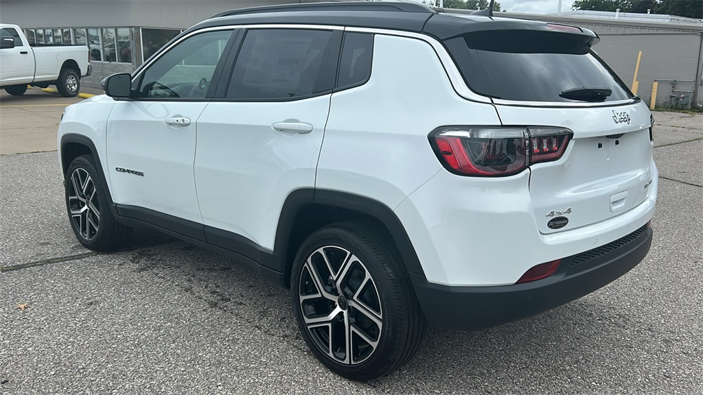2025 Jeep Compass Limited photo 6