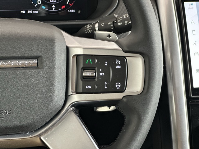 2025 Land Rover Discovery SE photo 27