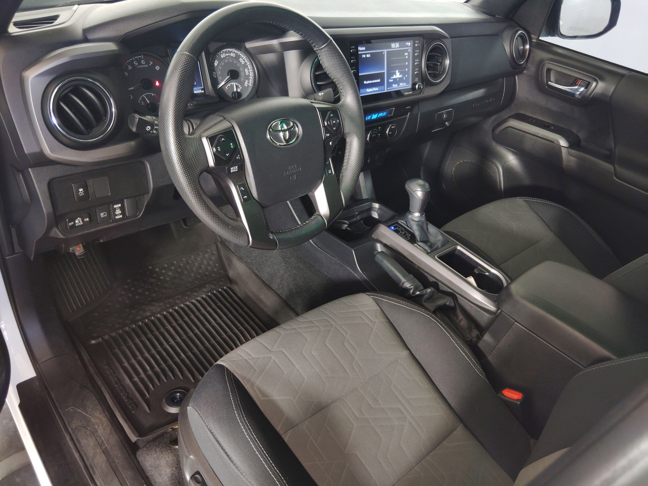 2023 Toyota Tacoma SR V6 photo 4