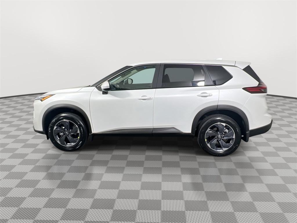 2026 Nissan Rogue SV photo 4