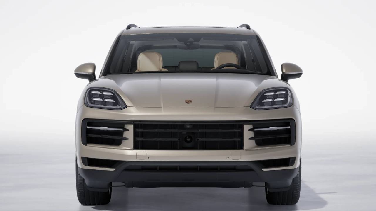 2026 Porsche Cayenne photo 9