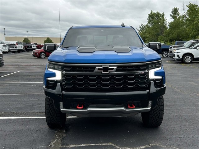 2024 Chevrolet Silverado 1500 ZR2 photo 2