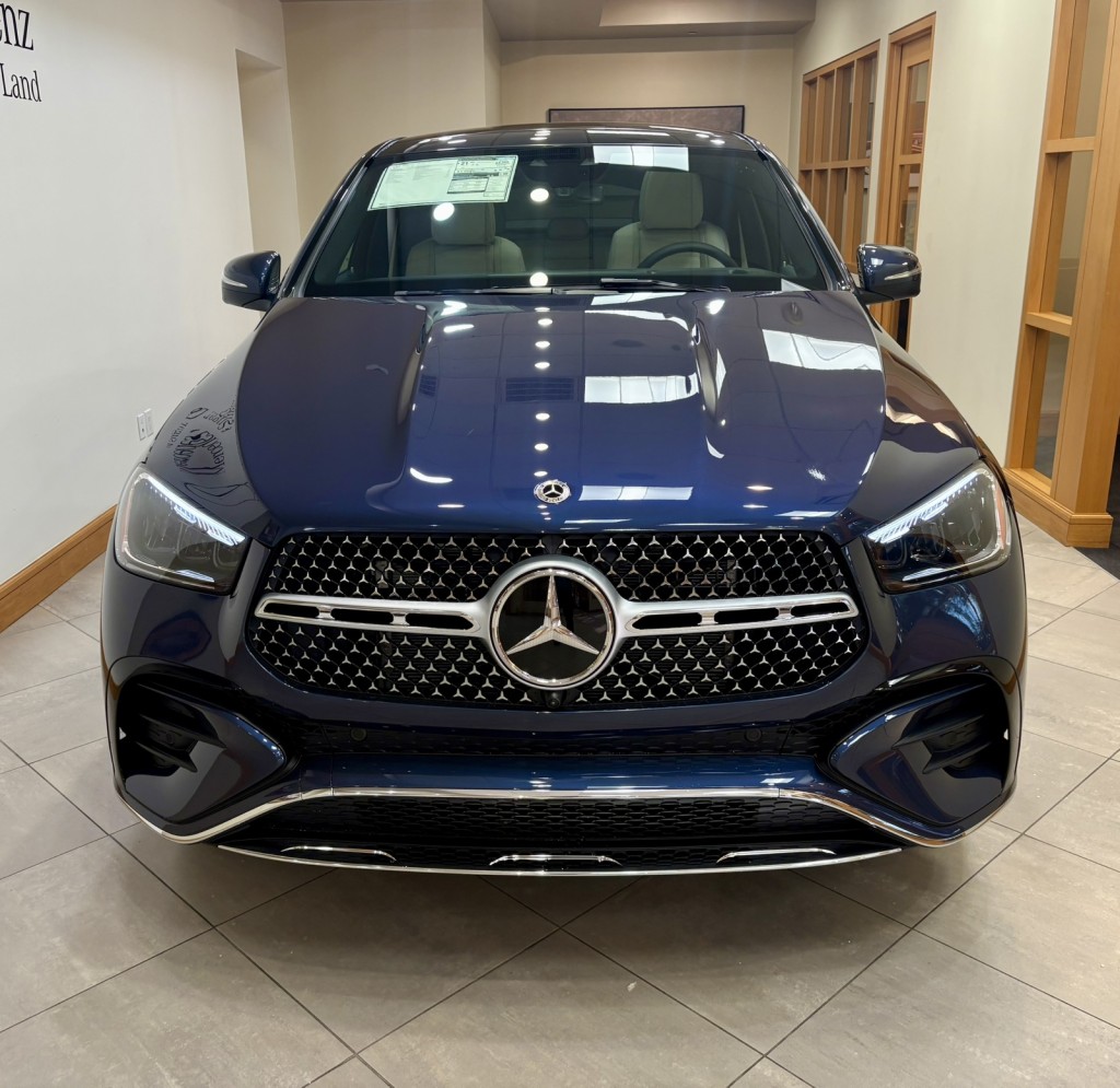 2026 Mercedes Benz GLE 450 4MATIC photo 2