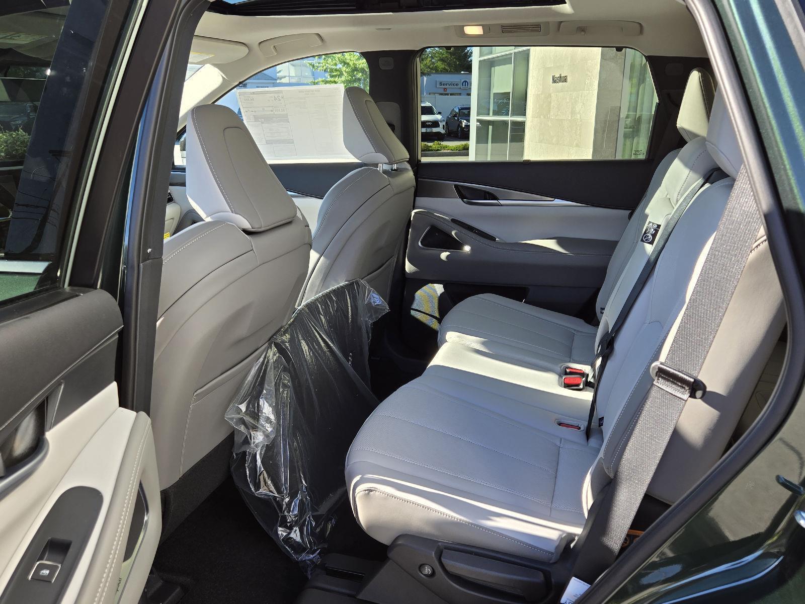 2026 Infiniti QX60 Luxe AWD photo 18