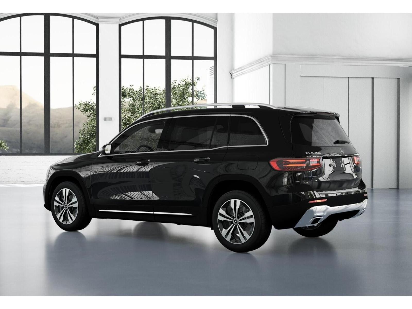 2025 Mercedes Benz GLB 250 photo 30