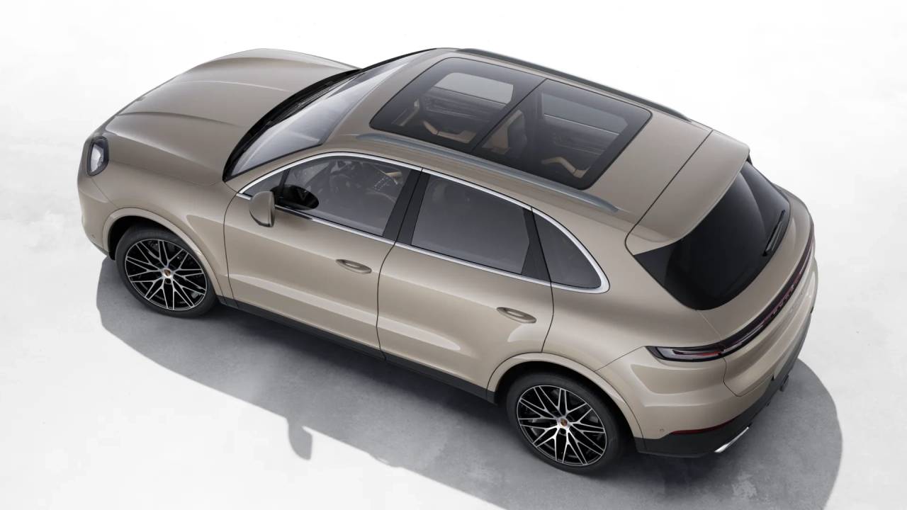 2026 Porsche Cayenne photo 4