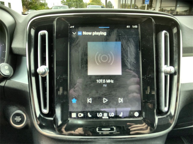 2024 Volvo XC40 Core photo 6