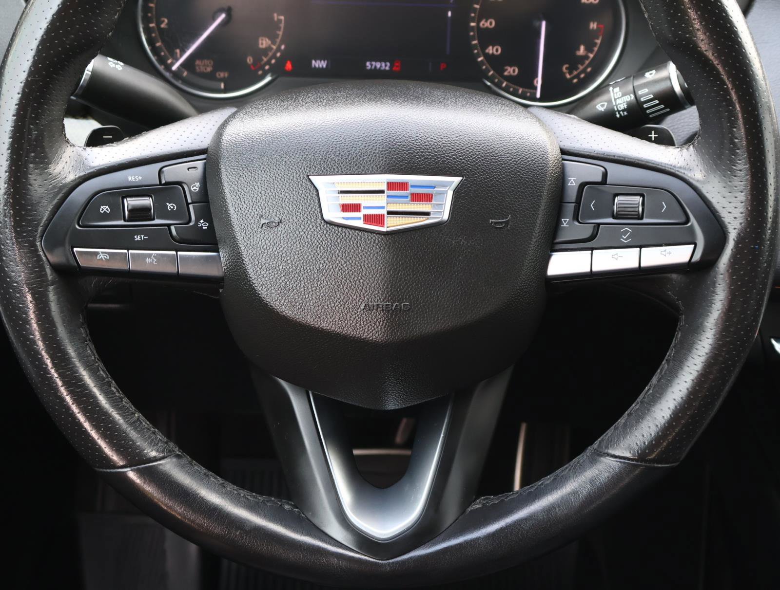 2021 Cadillac XT4 Sport photo 12