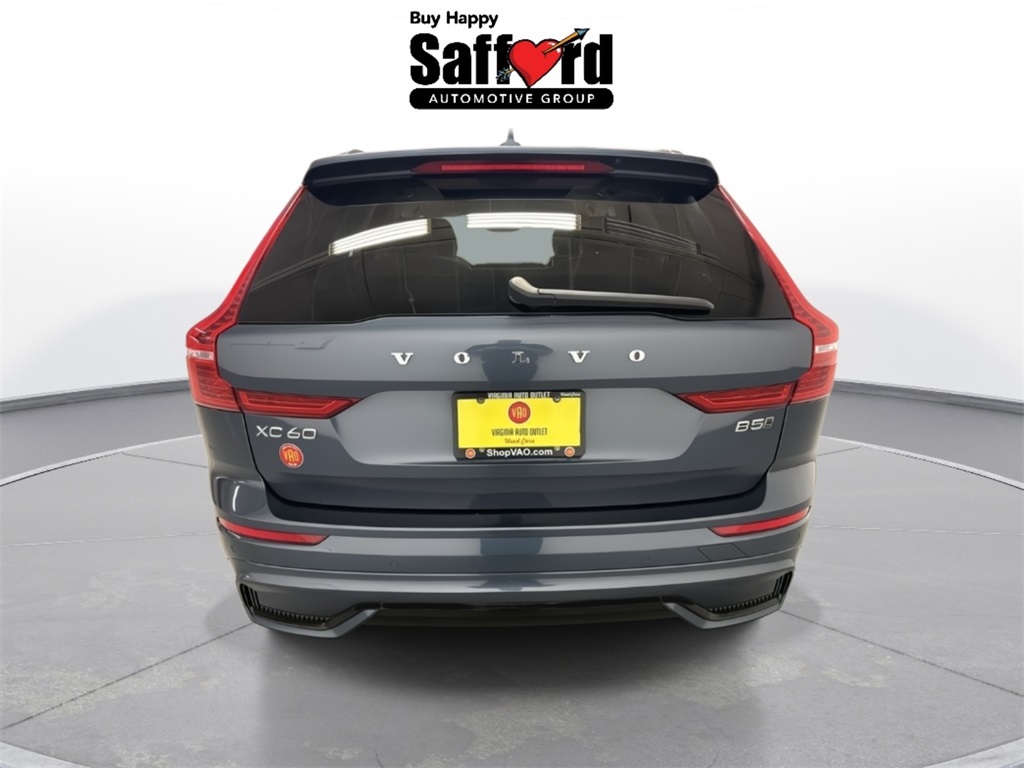 2024 Volvo XC60 B5 Plus photo 9