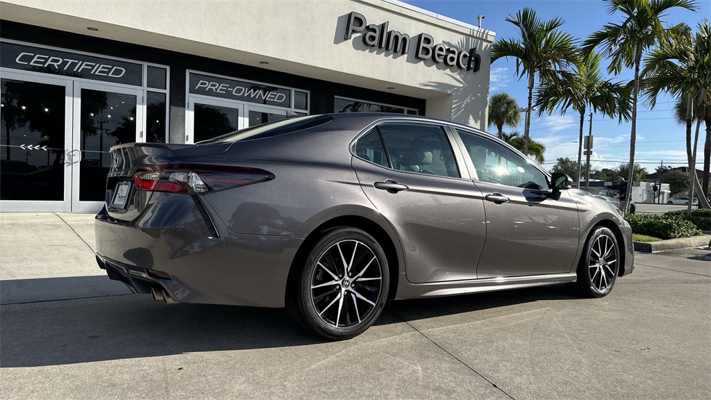 2023 Toyota Camry SE photo 23