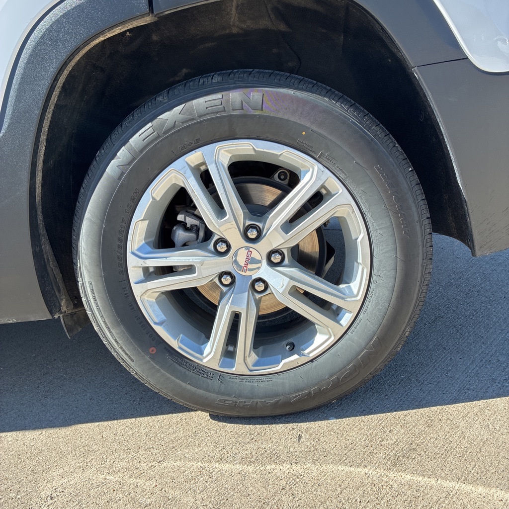 2023 Gmc Terrain SLE photo 4
