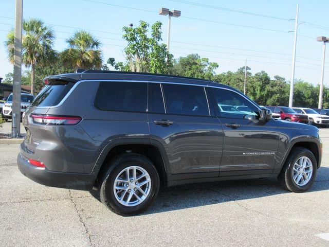 2025 Jeep Grand Cherokee Laredo X photo 4