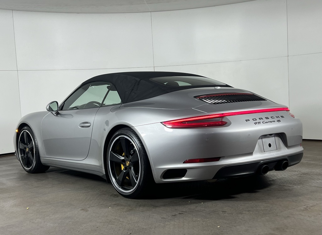 2017 Porsche 911 4S photo 3