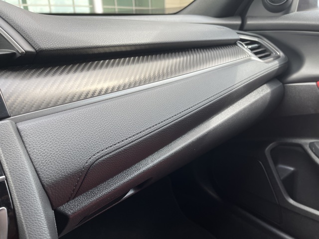 2018 Honda Civic Sport Touring photo 13