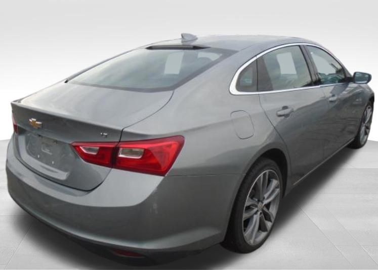 2023 Chevrolet Malibu 1LT photo 2