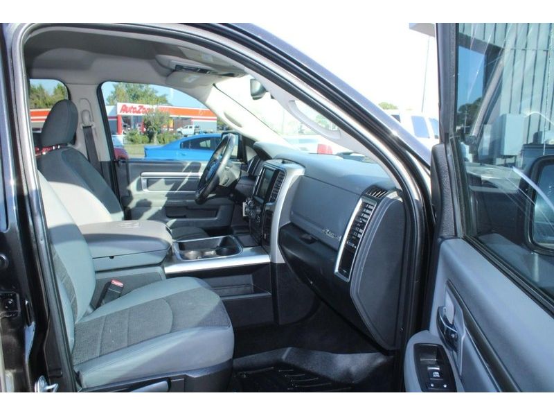 2016 Ram 1500 Big Horn photo 10