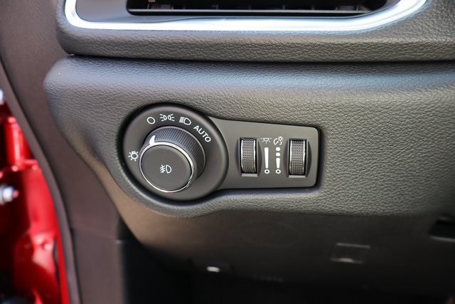 2026 Chrysler Pacifica Limited S Appearance photo 12