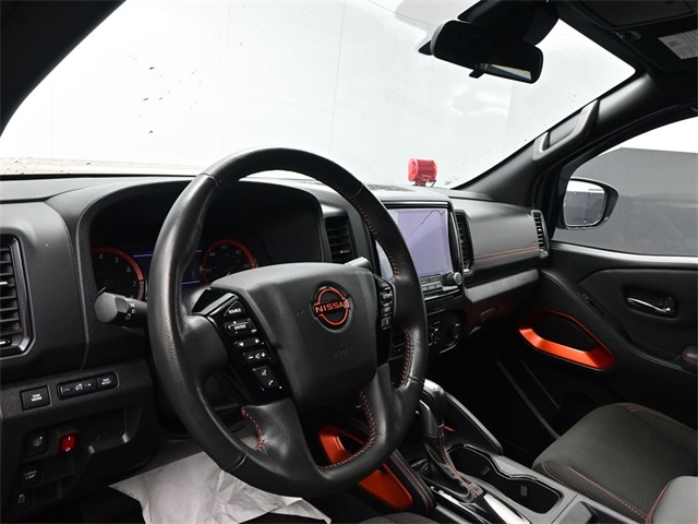 2024 Nissan Frontier PRO-X photo 18